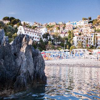 Grand Hotel de Rose, Calabria