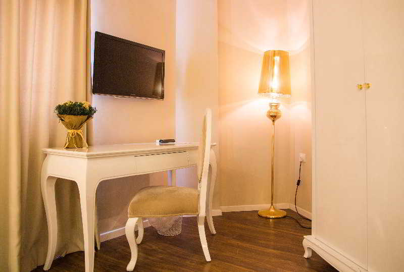 Agripas Boutique Hotel Image 5
