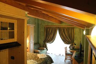 Boscone Suite Hotel, Italian Alps