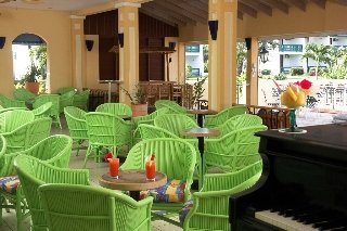 Restaurant
 di Sugar Bay Club Suites & Hotel