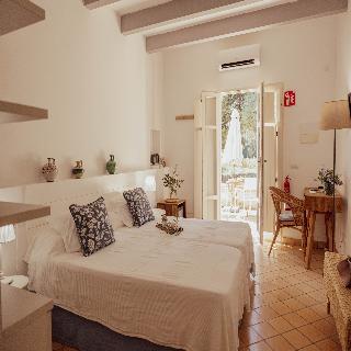 Room Room