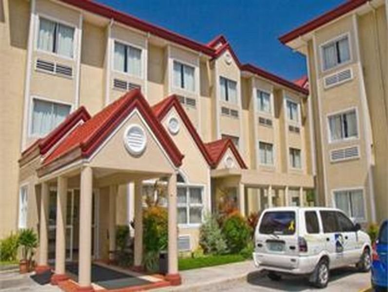 General view
 di Microtel Sto. Tomas Batangas