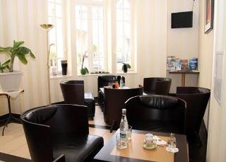 Lobby
 di Comfort Hotel Dinard Balmoral