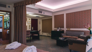 Grand Hotel Excelsior, Calabria