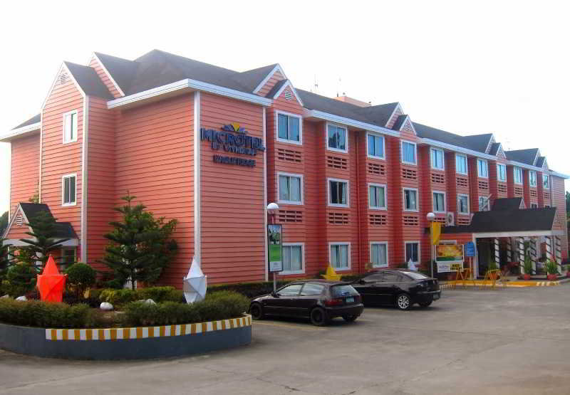 General view
 di Microtel Eagle Ridge Cavite