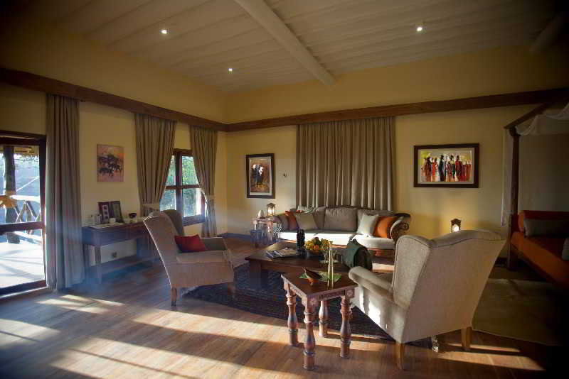 Room thumbnail 4