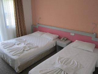 Aymes Hotel