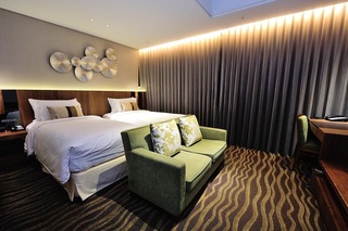 Room:TWN.DX