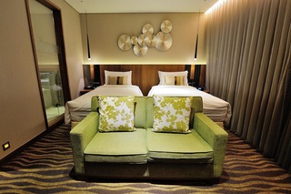 Room:TWN.DX