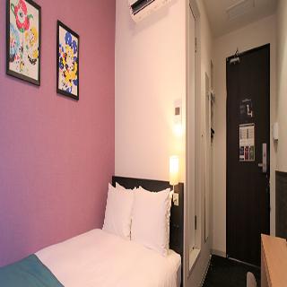 Room:SGL.ST