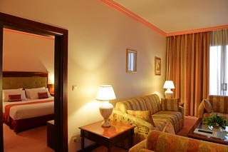 Room thumbnail 2
