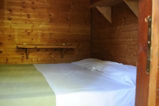 Seven Hills Village, Rome