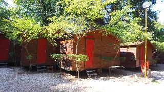 Seven Hills Village, Rome