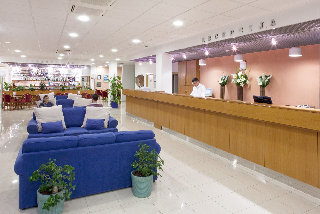 Lobby
 di Bluesun Hotel Marina
