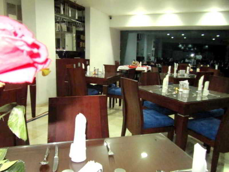 Restaurant
 di Atlantis Plaza Hotel