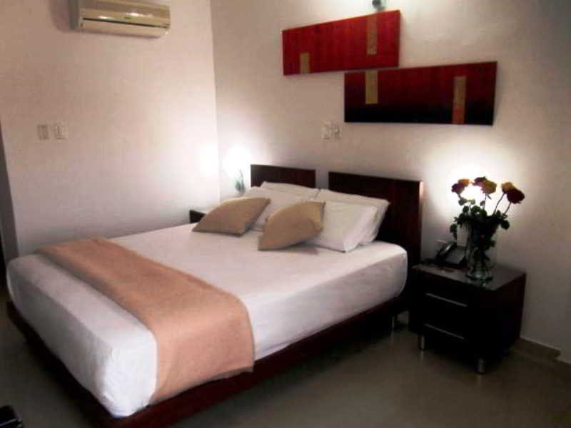 Room
 di Atlantis Plaza Hotel