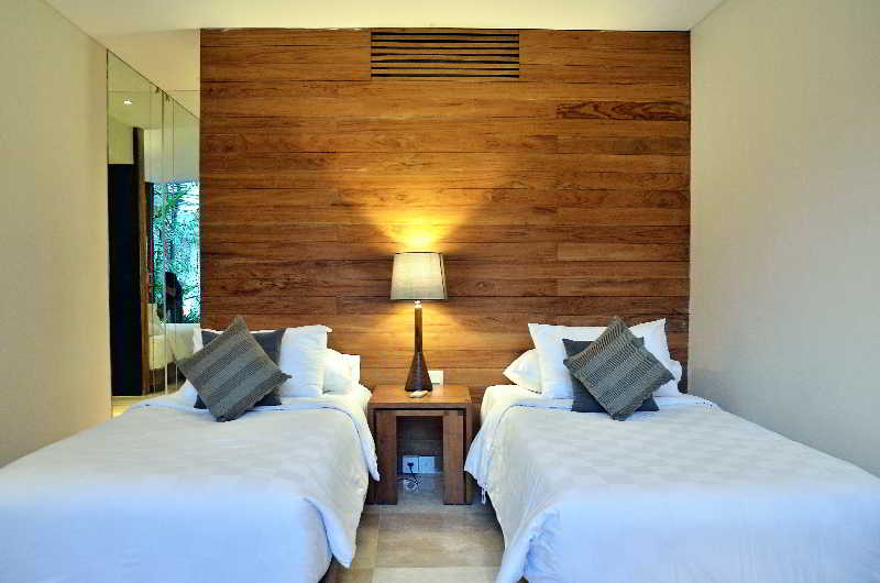 Room thumbnail 27