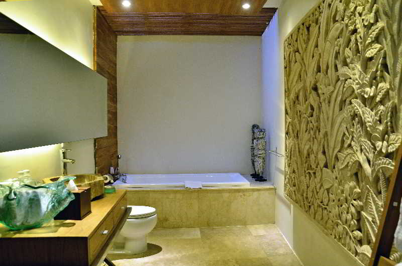 Room thumbnail 22