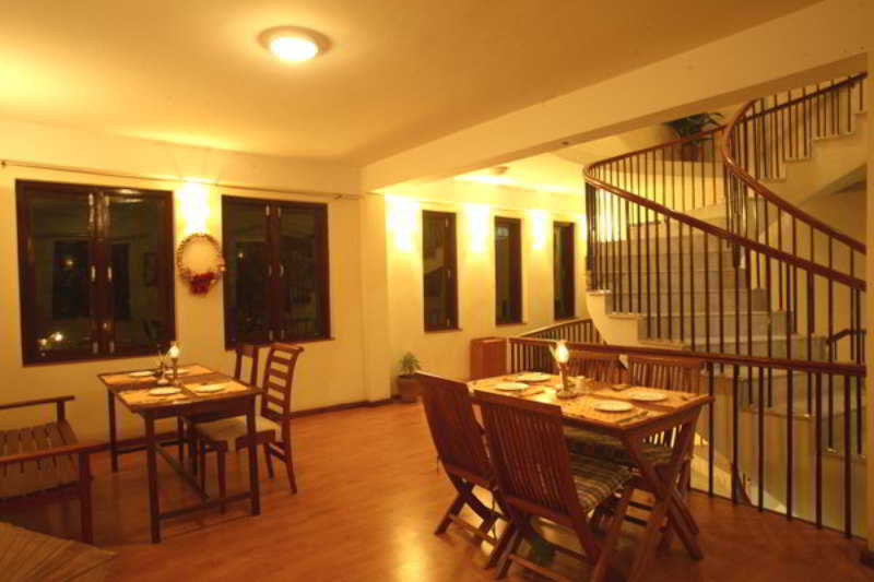 Restaurant
 di Royal Astoria