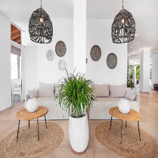 Elvita Beach Hotel