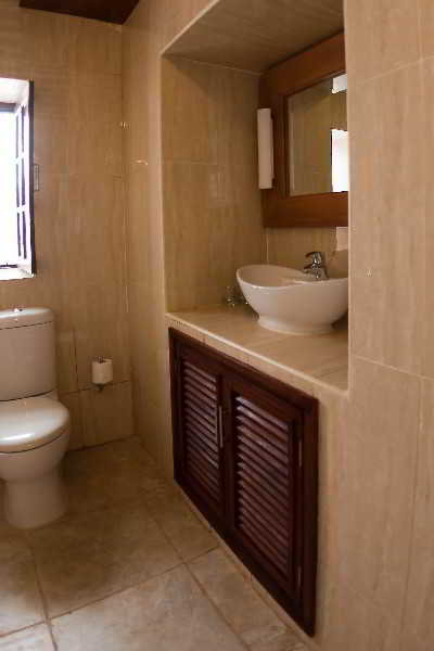 Room thumbnail 8