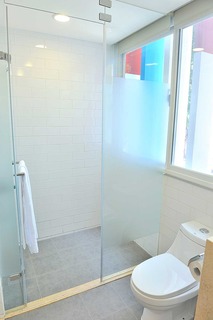 Room:TWN.IN