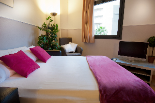 Room
 di Sata Park Guell Area