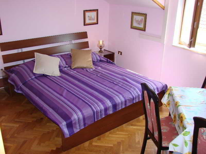 Room
 di Jadranka