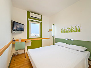 Room
 di Formule 1 Hinjewadi