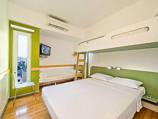 Room
 di Formule 1 Hinjewadi