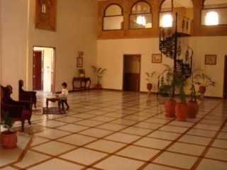 General view
 di Deoki Niwas Palace