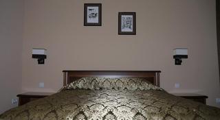 Room thumbnail 12
