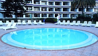 Tamaran Apartamentos - Pool