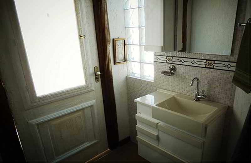 Room
 di Falcon Guest Suites