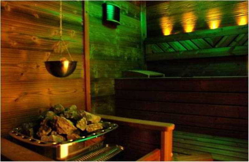 Sports and Entertainment
 di Aqua Thermal Spa & Relax Hotel