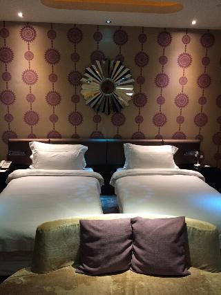 Room:TWN.ST