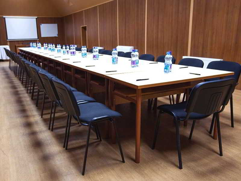 Conferences
 di Park Hotel Piramida