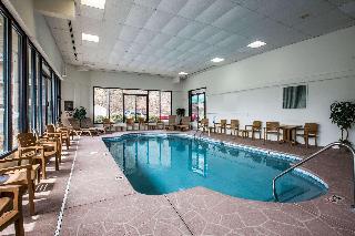 Pool
 di Comfort Inn & Suites at Dollywood Lane