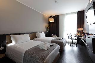 2 Single Beds, Non-Smoking, Standard Room, Free Wireless Internet