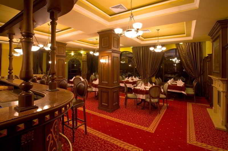 Restaurant
 di Hotel Chinar