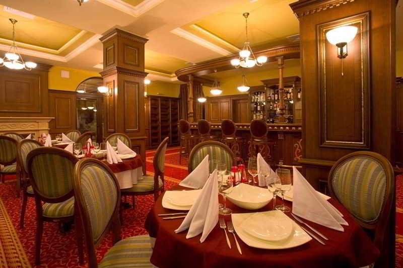 Restaurant
 di Hotel Chinar