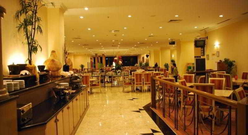 Kuala Lumpur International Hotel - Restaurant