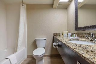 2 Queen Beds, Suite, Nonsmoking