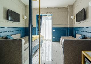 Room Room