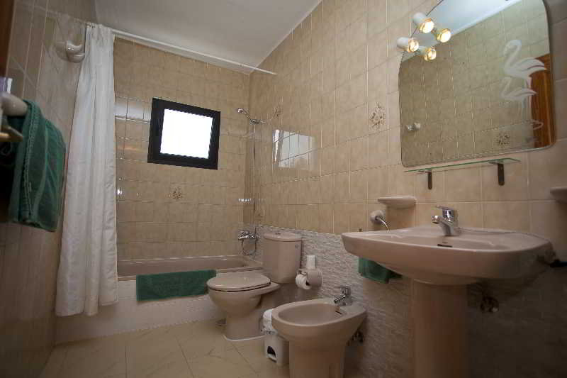 Room
 di Complejo Turistico Reyes