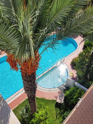 Carna Garden Hotel