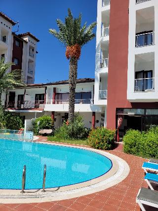 Carna Garden Hotel