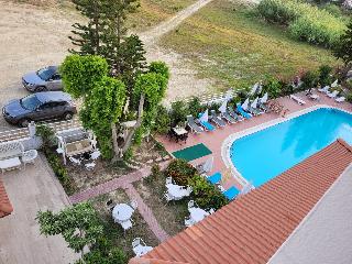 Carna Garden Hotel