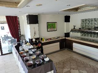 Carna Garden Hotel