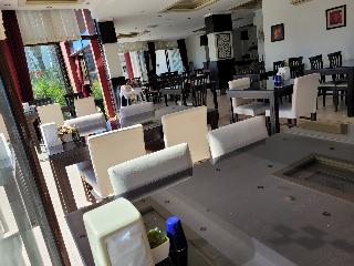 Carna Garden Hotel